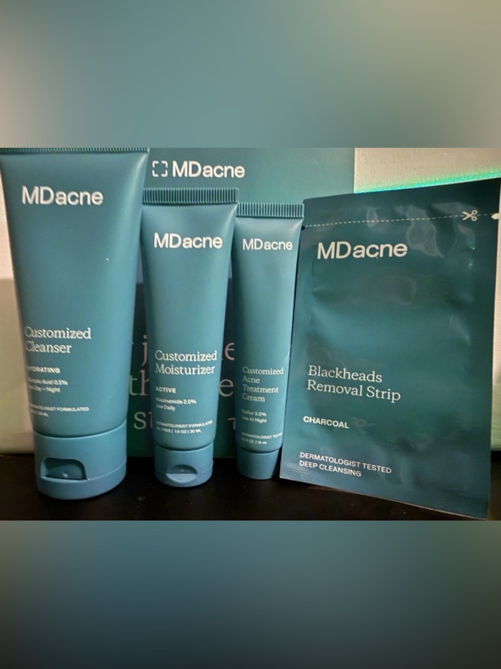AMAZING Product MD Acne 4 piece set with charcoal blackhead removal strips #acne